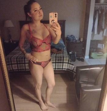 Miami, 37 Mixed female escort, Kamloops